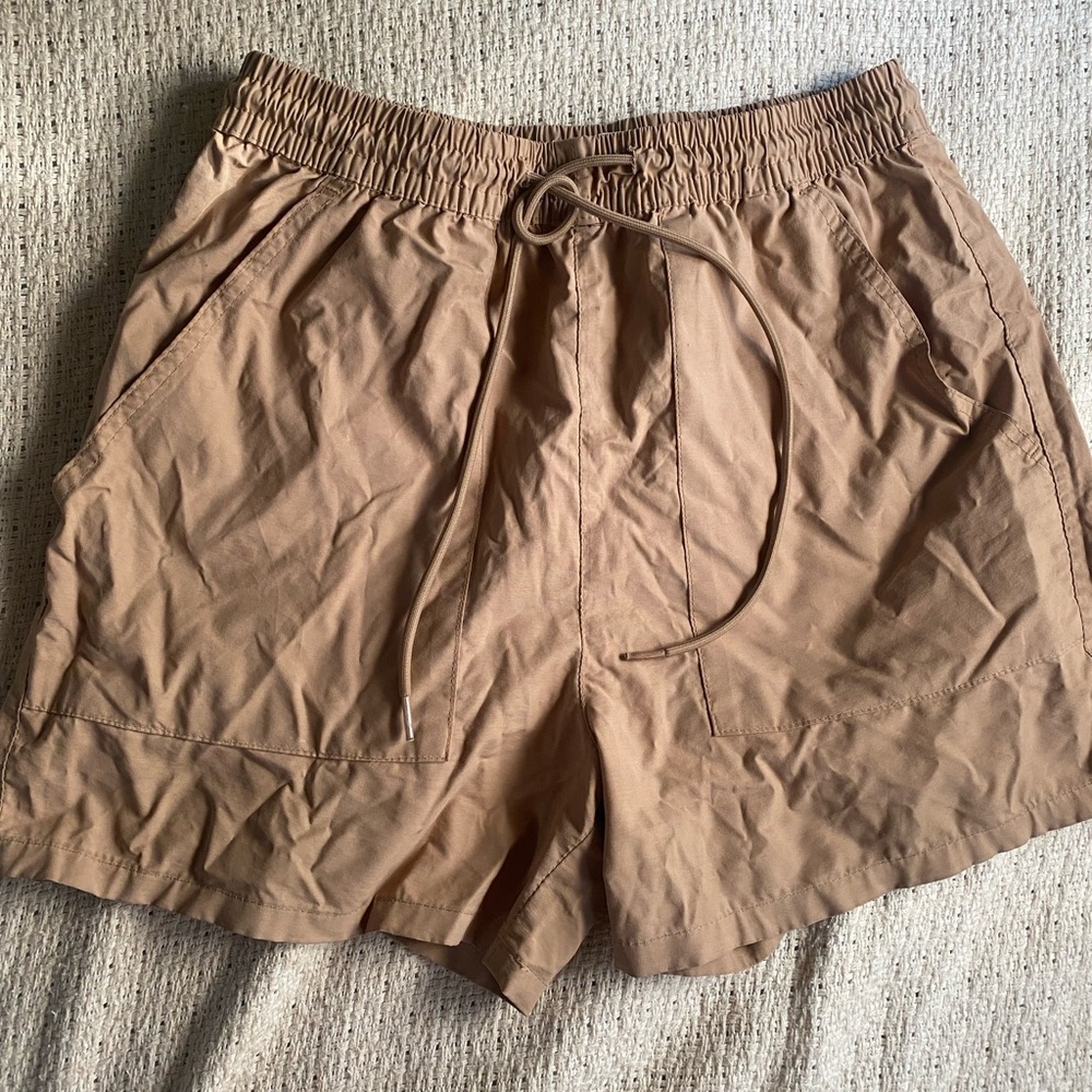 Drawstring Beach Shorts - Tan